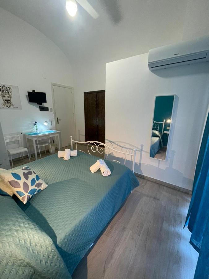 Maqueda Rooms Палермо Экстерьер фото