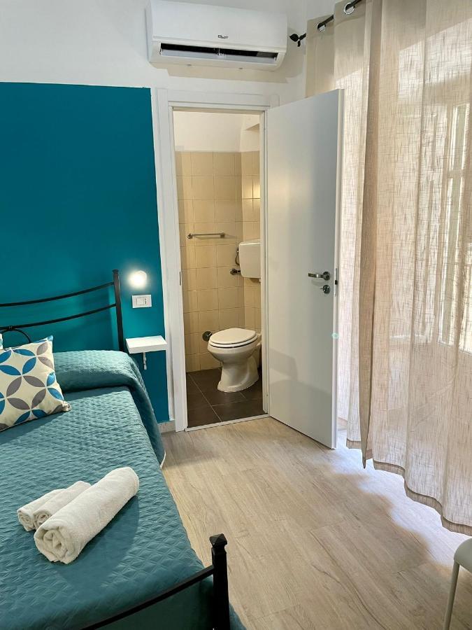 Maqueda Rooms Палермо Экстерьер фото